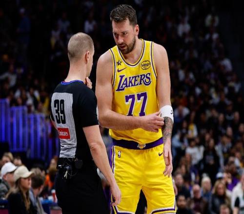 激情对决,辽宁铁人,憾负韩军水,万博manbetx体育平台,万博体育官网,万博体育app下载,ManBetX,SPORTS